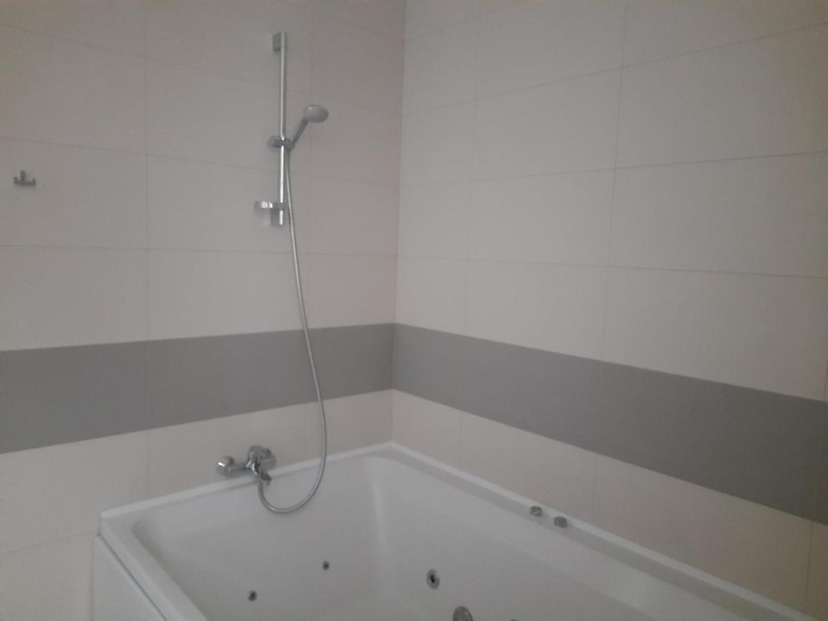 Summit Apartments Kiev Luaran gambar