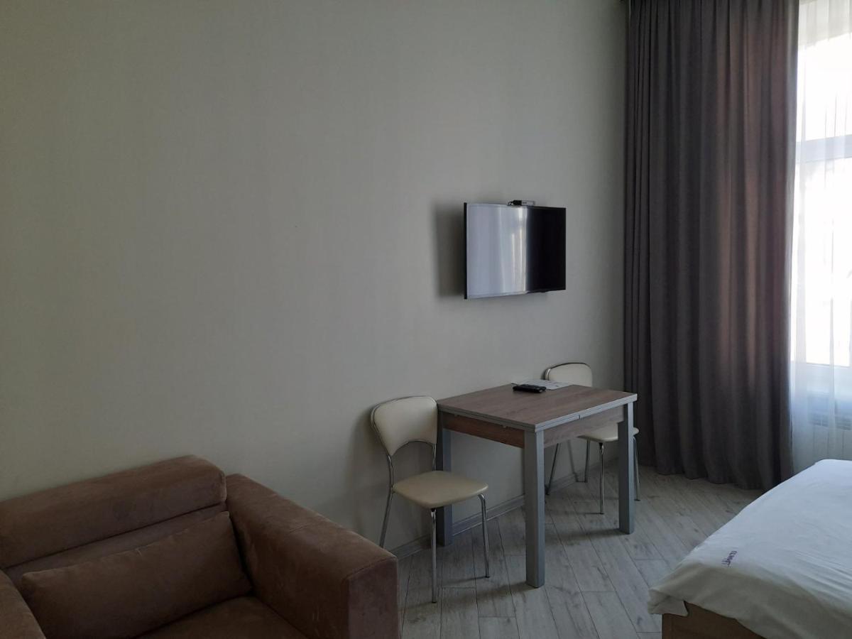 Summit Apartments Kiev Luaran gambar