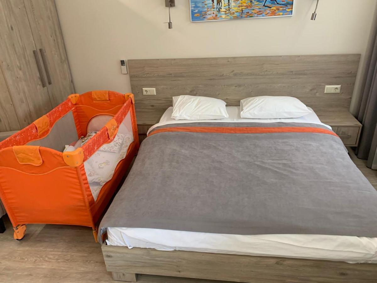 Summit Apartments Kiev Luaran gambar